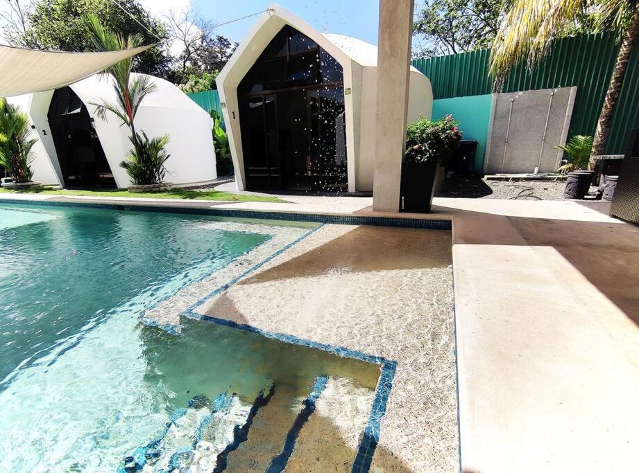 أوفيتا Alborada Boutique Stay Units المظهر الخارجي الصورة