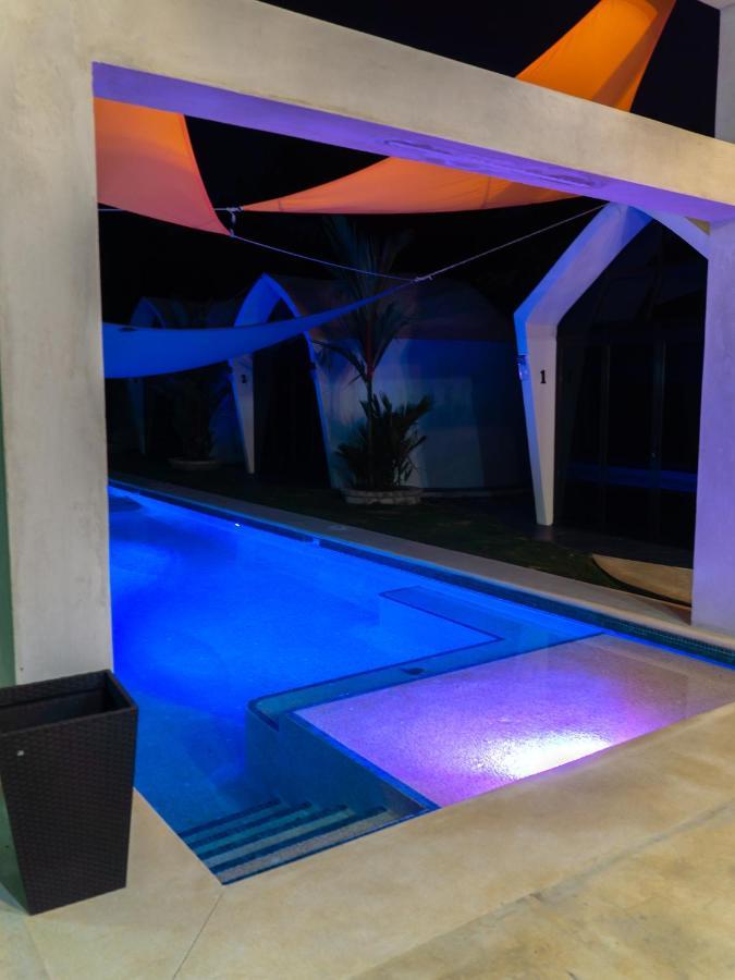 أوفيتا Alborada Boutique Stay Units المظهر الخارجي الصورة