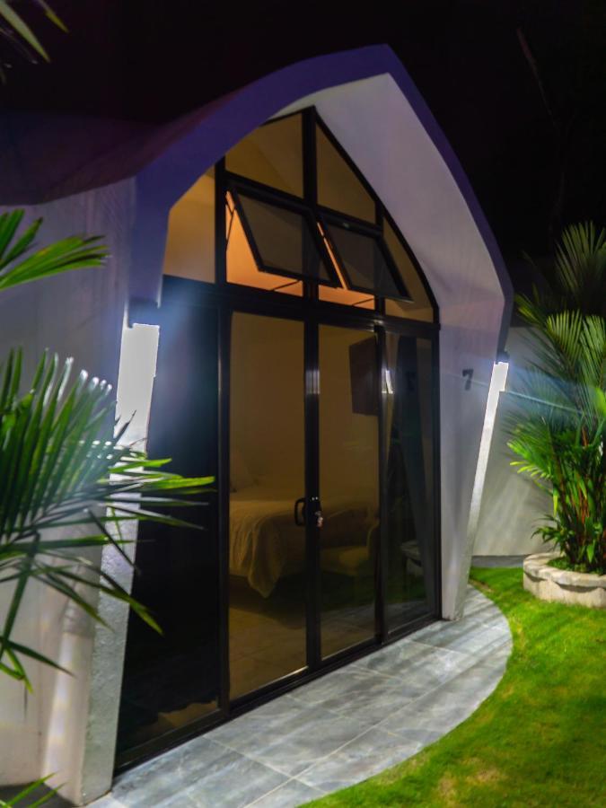 أوفيتا Alborada Boutique Stay Units المظهر الخارجي الصورة
